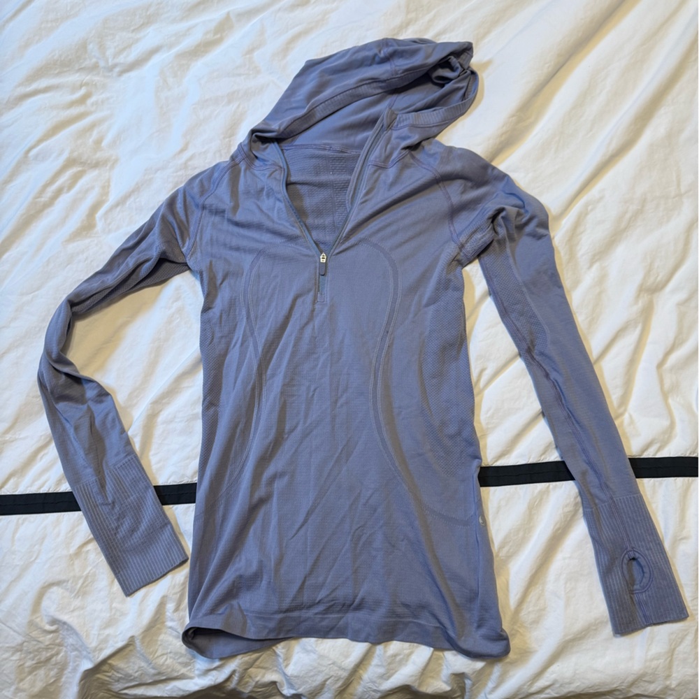 lululemon athletica Lavender Hooded Long Sleeve Half-Zip Top